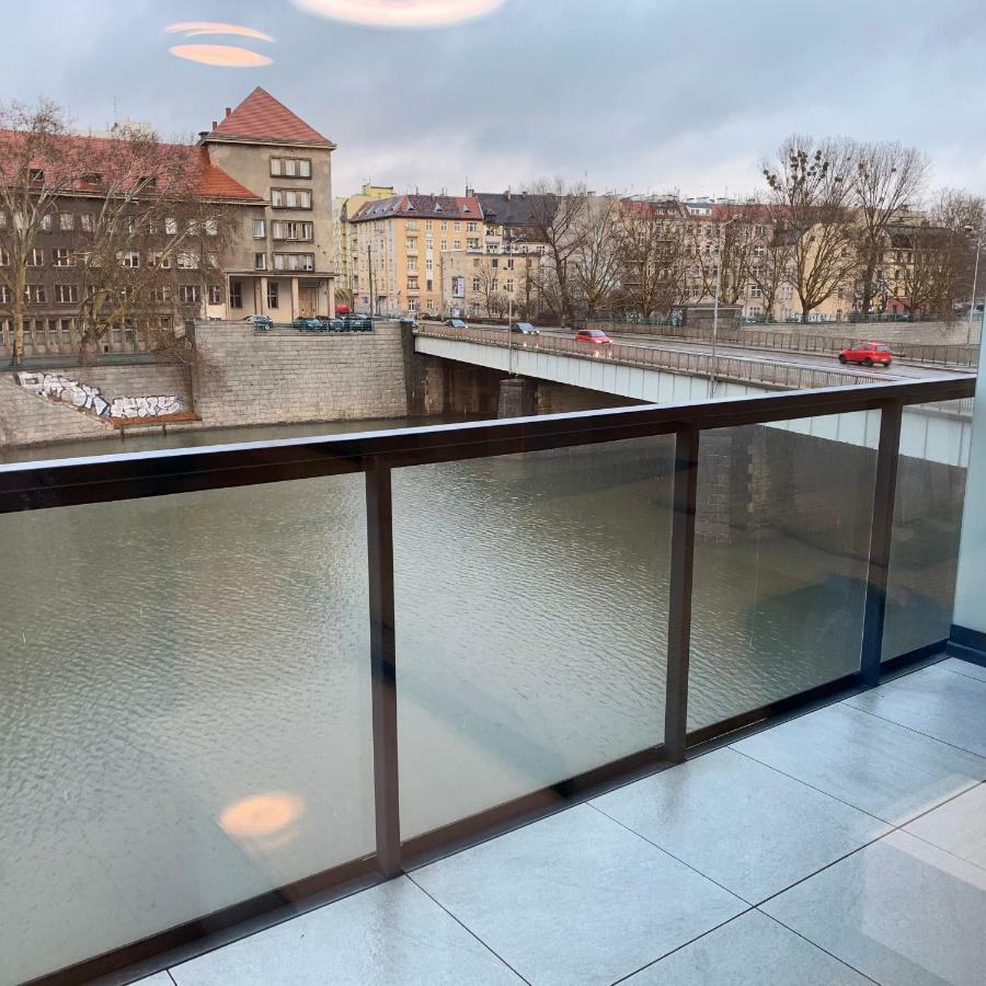 Apartament Studio Z Widokiem Na Odre Bulwary Ksiazece Wrocław Exteriör bild